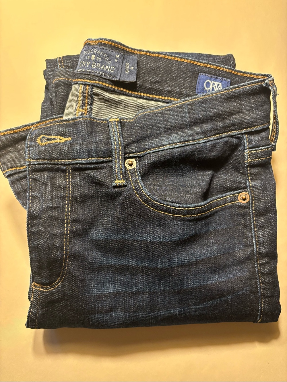 Lucky Jeans
